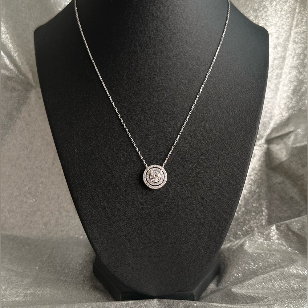 Elegant 1ct Diamond Spiral Necklace